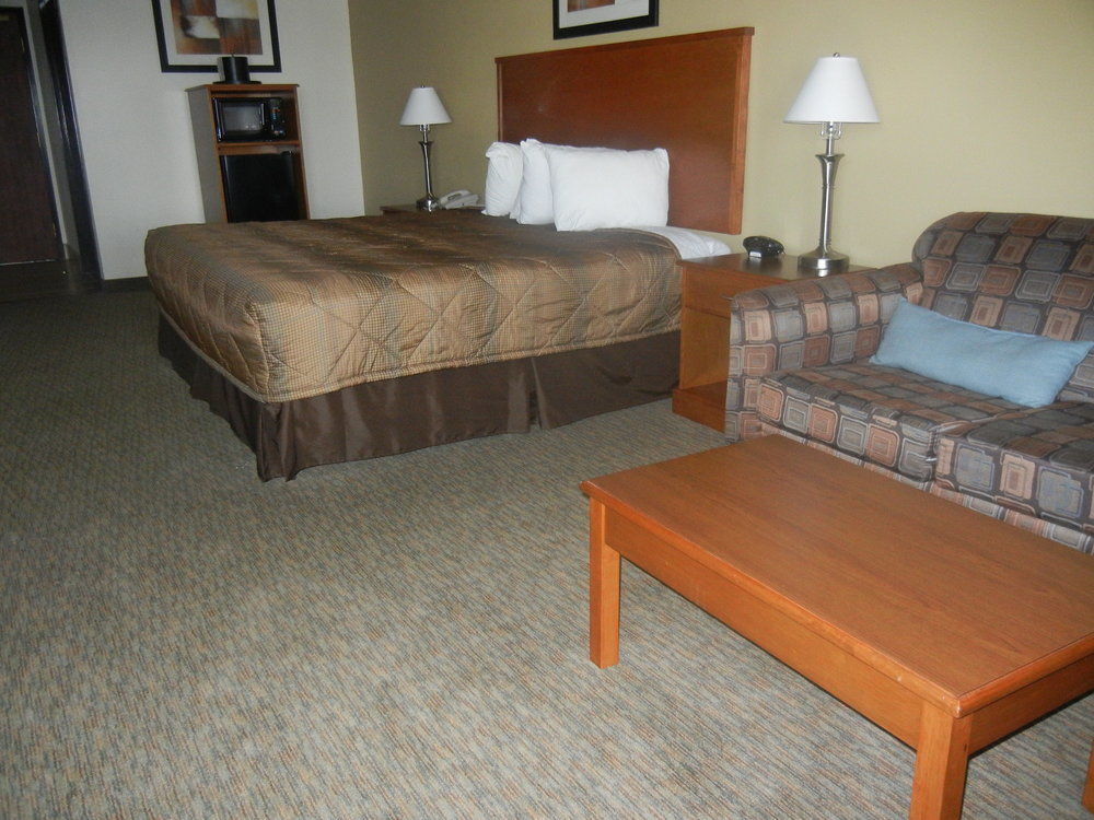 Days Inn By Wyndham Phenix City Near Fort Moore Eksteriør billede